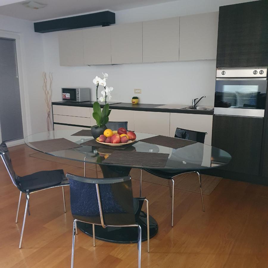 Apartments Legend Rovinj Bagian luar foto
